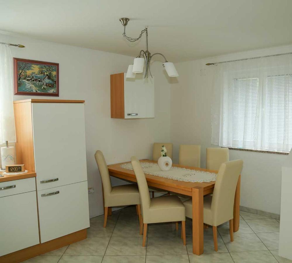 Adrian-Apartments-51511-Malinska-Otok-Krk Primorska 21 Экстерьер фото